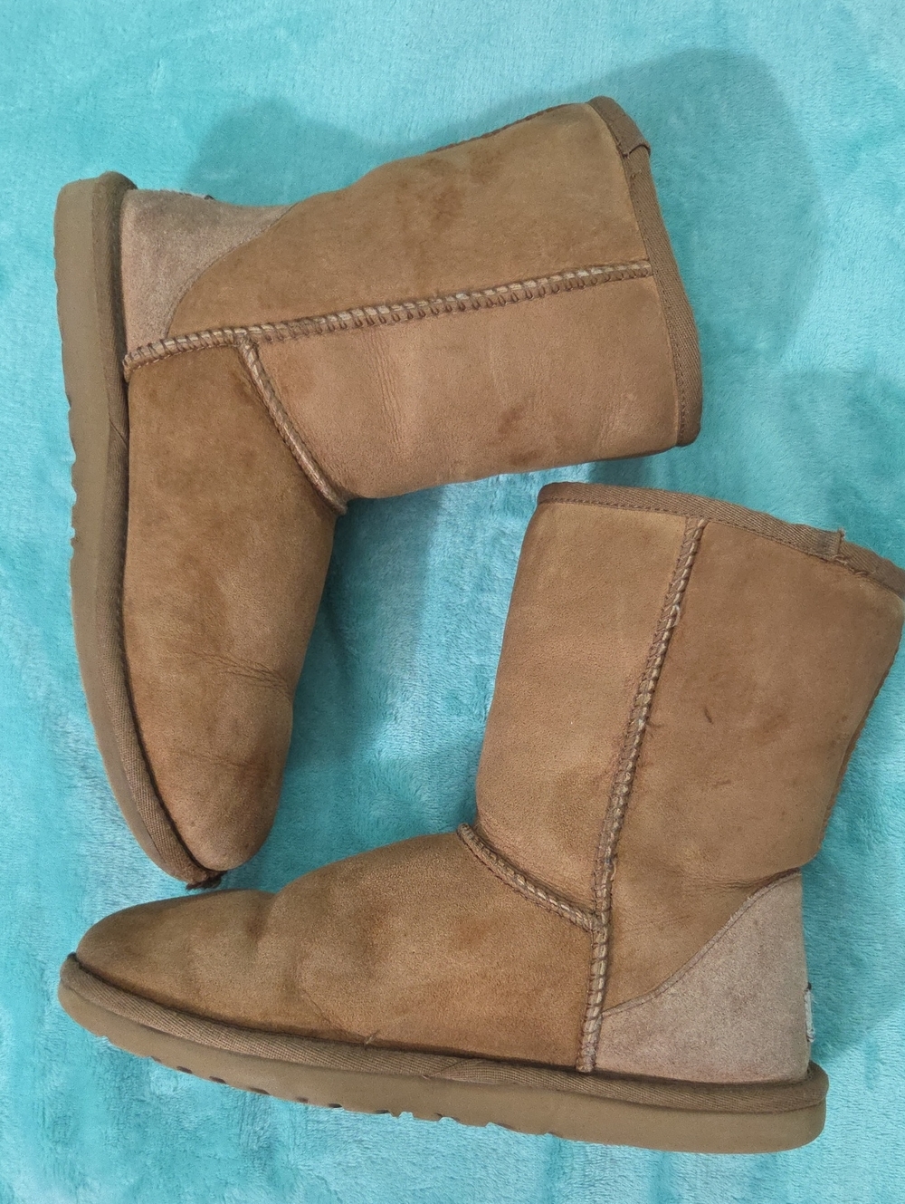 UGG Classic Pull-On Booties